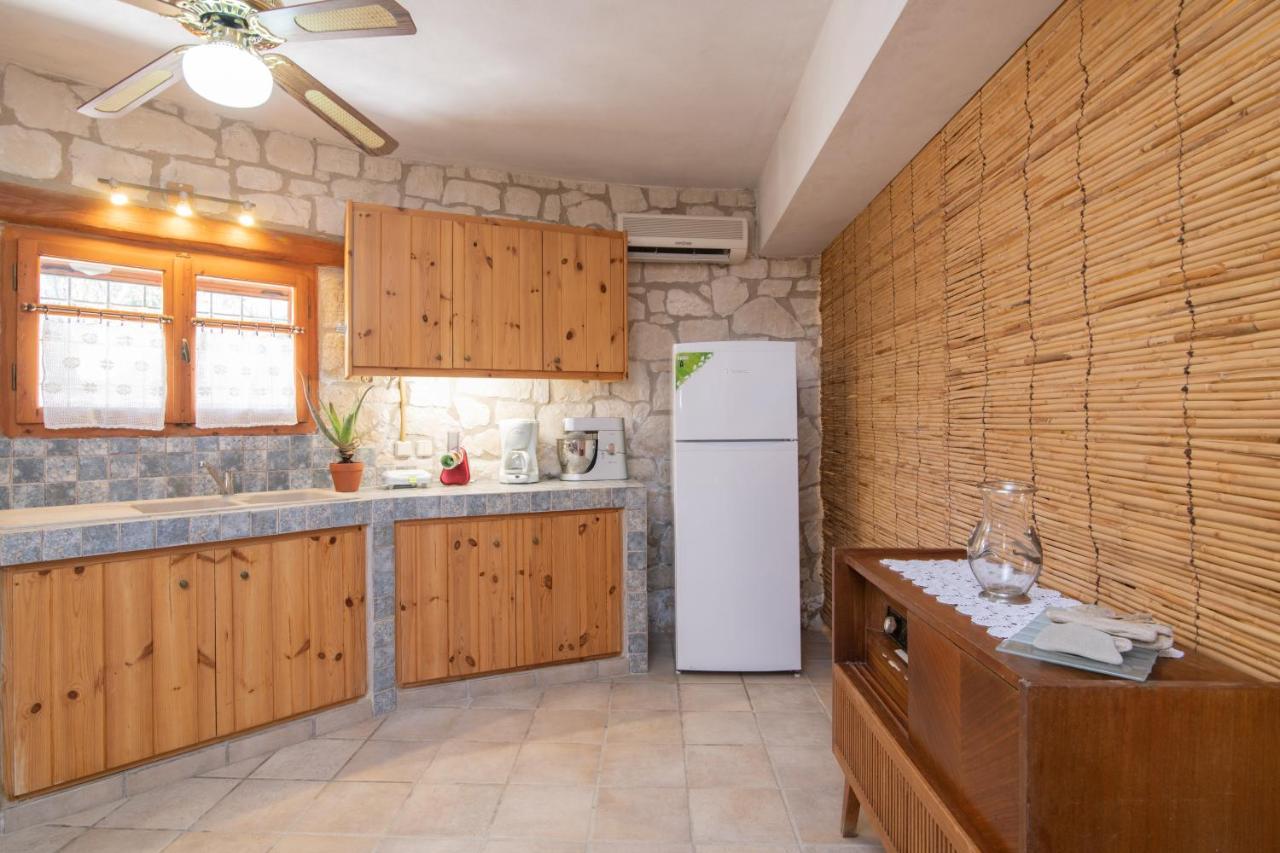 Gerakomylos Stone House Vasilikí Buitenkant foto